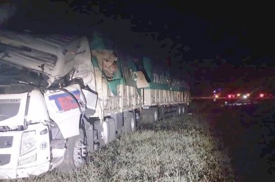 Chocaron dos camiones, uno se fug y fue interceptado en Durazno