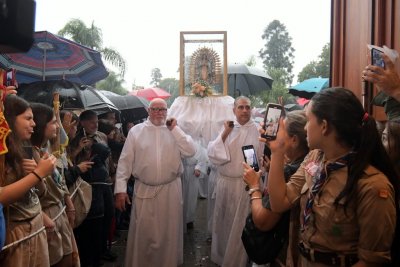 Multitudinaria peregrinacin a la Virgen de Guadalupe