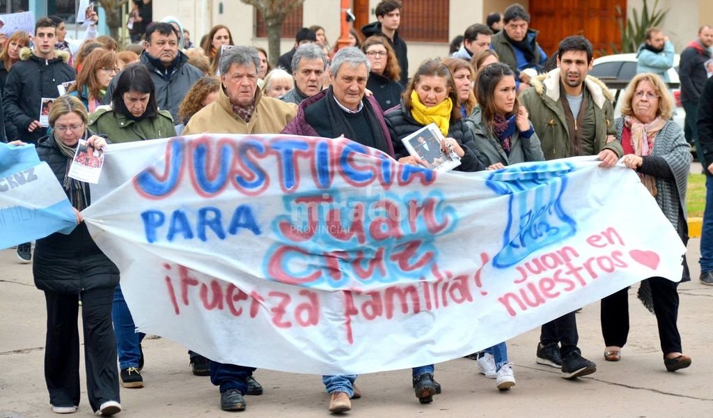 Crimen de Juan Cruz Ibez: una multitud pidi justicia en Murphy