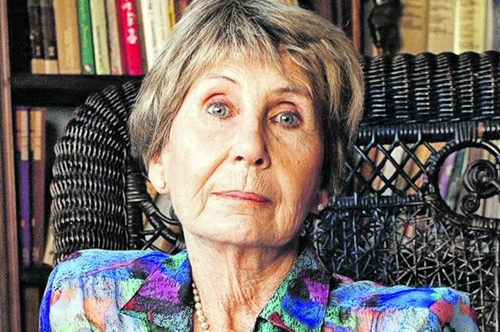 Mara Esther de Miguel: de Larroque, al xito en la escena literaria argentina
