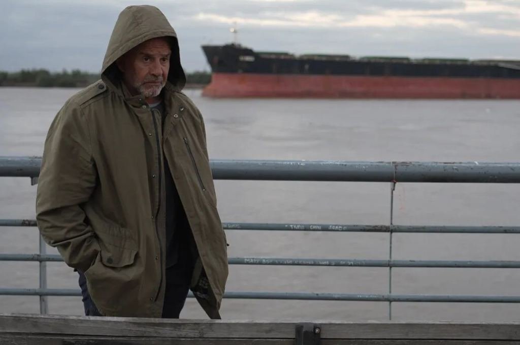 Osvaldo Laport en El Insomne, filmado en la costanera central de Rosario. Foto:Gentileza.