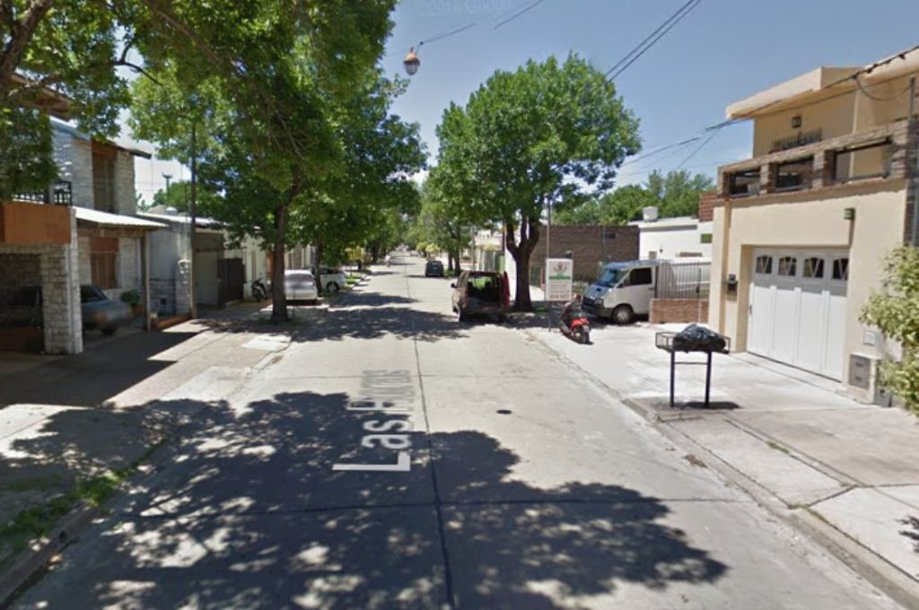 El robo ocurrió en una vivienda de calle Las Heras al 1800. Foto:Google Street View.