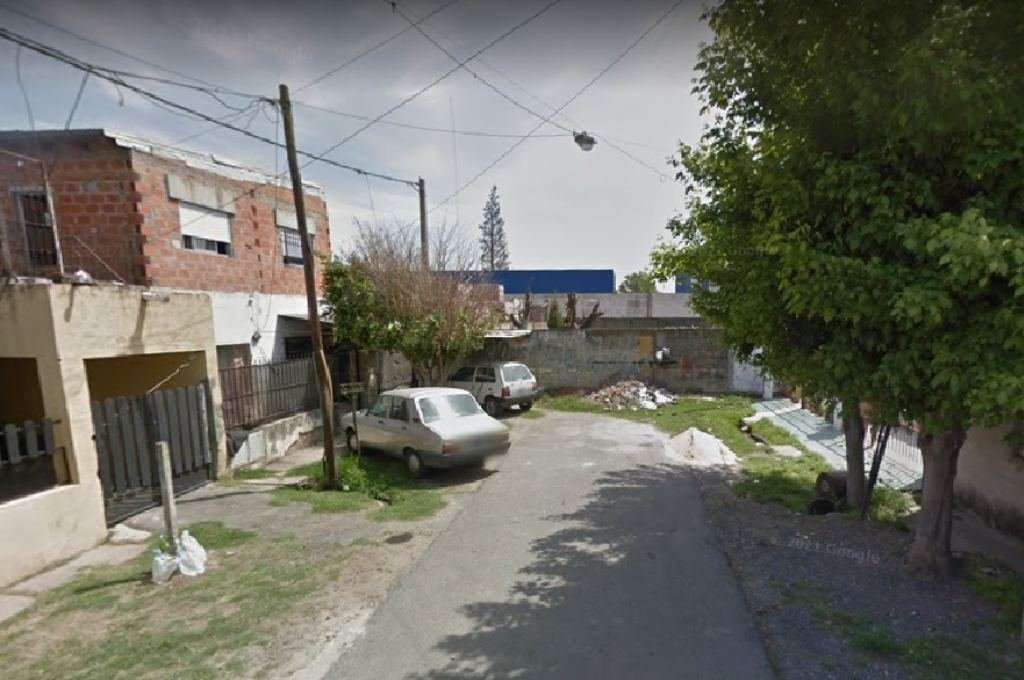 Las tres personas murieron en la zona de Cavour al 6100. Foto:Google Street View.