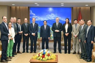 Vietnam propone incrementar el comercio bilateral y conectividad aérea directa con Argentina