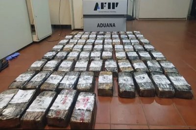 La Aduana secuestró 75 kilos de cocaína en un camión con destino a Uruguay