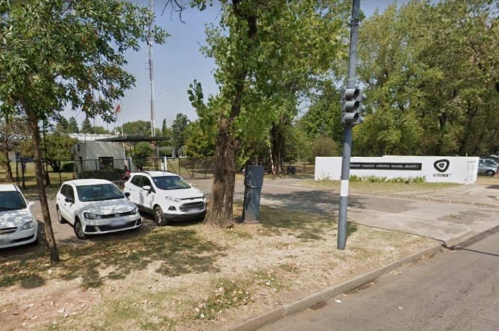 El ataque se produjo a las 0.30 de este lunes. Foto:Google Street View.