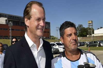 Martínez y Ayala felicitados por el gobernador Bordet 