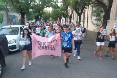 Marcha para pedir justicia por Marina Espíndola