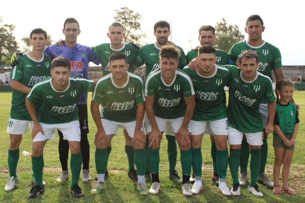 Oro Verde fue uno de los cinco representantes de la Liga Paranaense de Fútbol que clasificó a la segunda fase. Foto:Juan Manuel Fernández