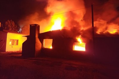 Pérdidas totales en el incendio de una vivienda en Chajarí