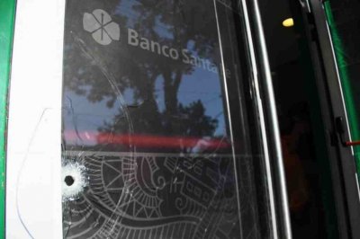 Rosario: balacera contra un banco