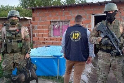 Doble crimen en un boliche: hallan el arma del policía asesinado
