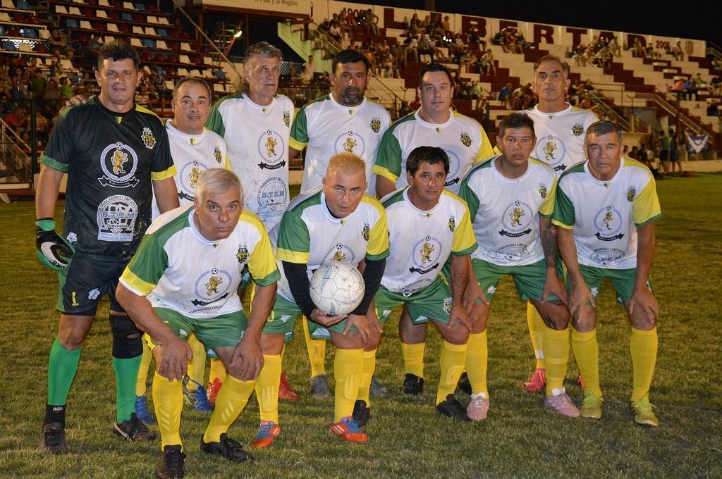 Equipo de Concordia que disputó el amistoso internacional.  
