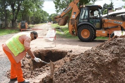 Funes: avanzan las obras de mejoras en el tránsito sobre calle Bernardo Houssay