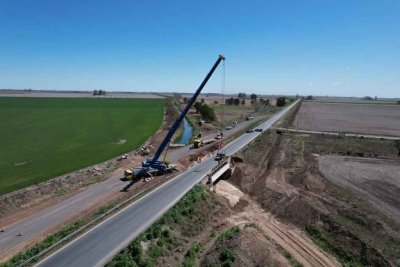 Histórica inversión del gobierno santafesino sobre puentes y caminos Obras públicas
