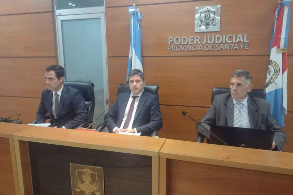 El tribunal pluripersonal integrado por los jueces Sergio Olivera, Martín Gauna Chapero y Gustavo Gon. Foto:Norte24.