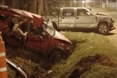 Menor al volante: chocó, murió y dejó seis heridos