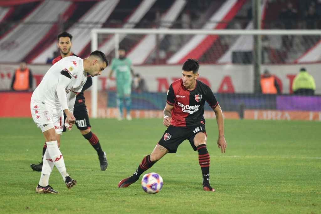 Independiente vs. Huracán por la Copa de la Liga: resumen, polémicas, cómo  salió el partido y más - Olé