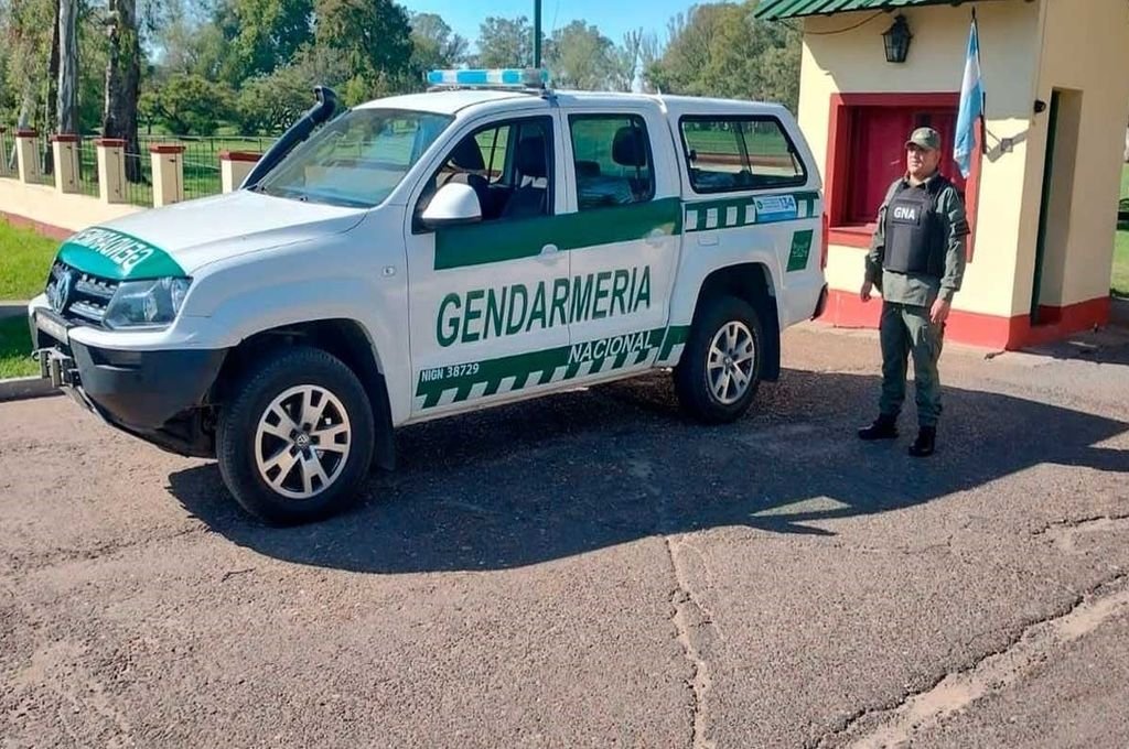 Personal de Gendarmería llegó en abril al Escuadrón de Exploración de Caballería de Gualeguaychú para allanarlo y detener a su jefe, quien sigue detenido. 