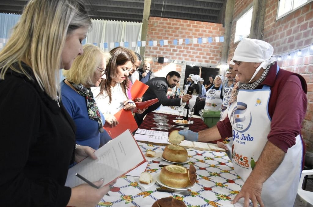 Del concurso podrán participar cocineros aficionados o profesionales, quienes deberán presentarle su preparación a un jurado. Foto:Foto: Prensa Municipio Piedras Blancas