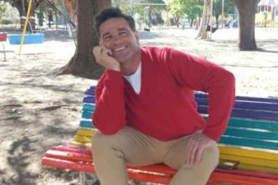 Rufino: Lattanzi festeja sorteando el pulóver con el que hizo campaña