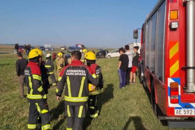 Accidente múltiple en la autopista: trabajo de bomberos y el "temor por la integridad de los compañeros"