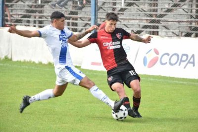 Argentino (Rosario) eliminó a Newell