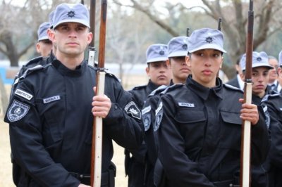 El gobierno santafesino capacita a las fuerzas de seguridad provinciales en técnicas de tiro