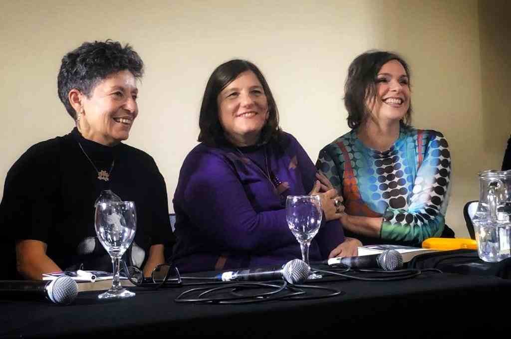 Sonia Tessa junto a Marta Dillon y Dahiana Belfiori. Foto:Gentileza.