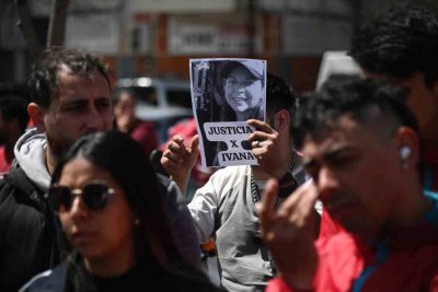 Marcha para pedir justicia de familiares y amigos de la mujer asesinada tras el clásico de Rosario