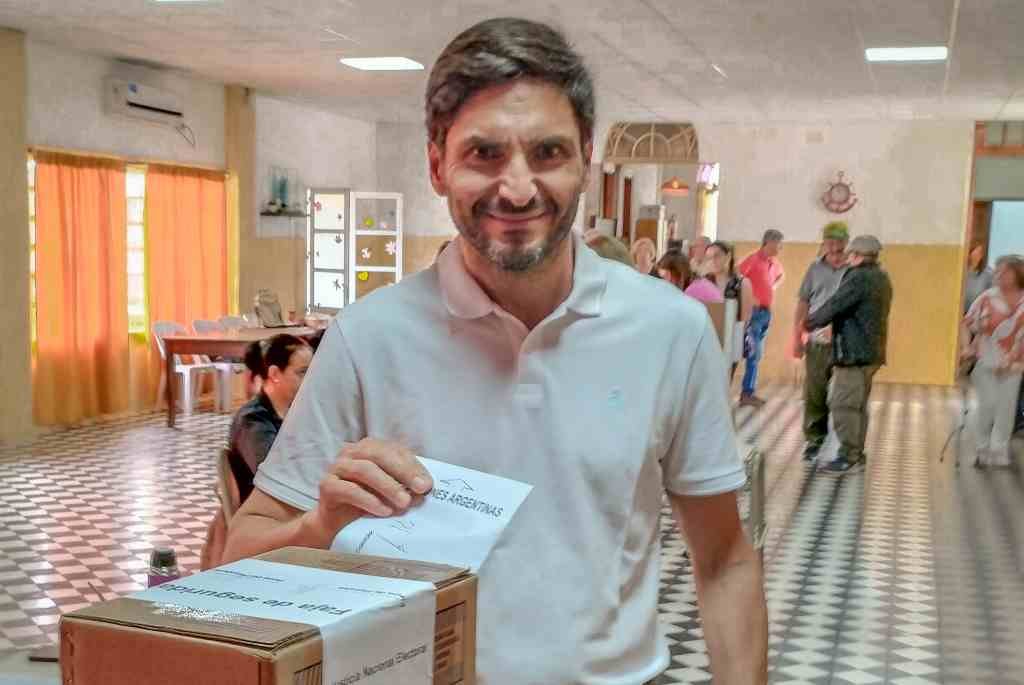 Pullaro votó en su pueblo de origen en el sur santafesino. Foto:Gentileza.