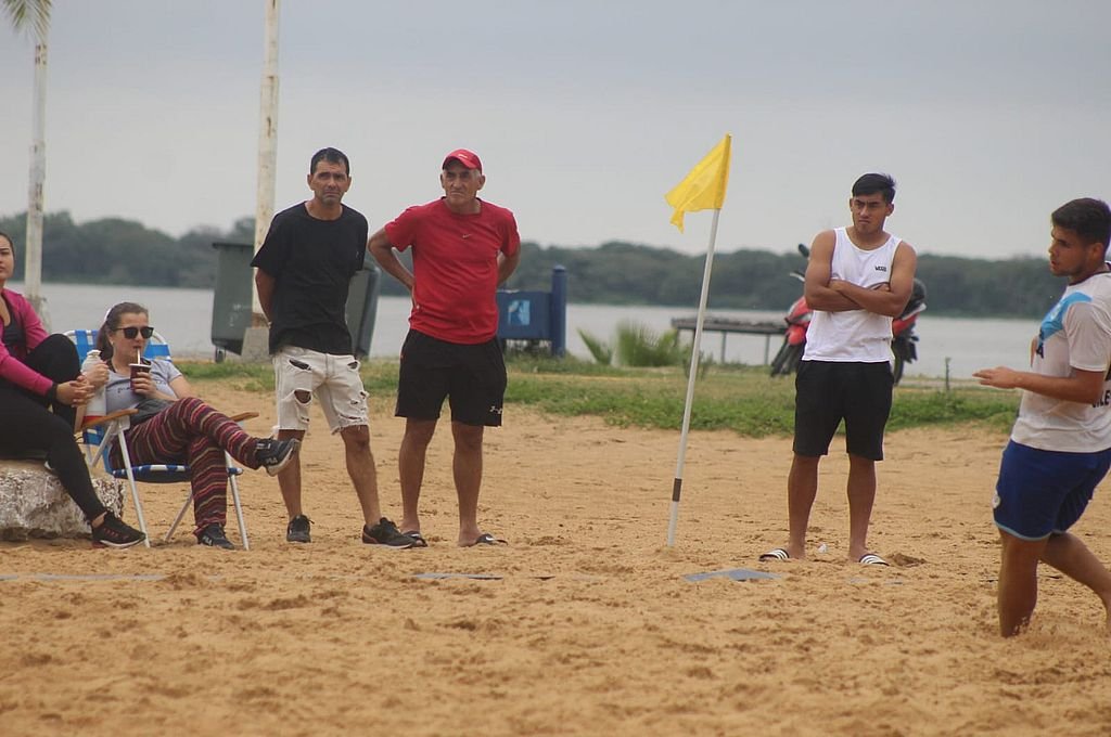 Don Bosco lo hizo, se metió en el Nacional de fútbol playa Torneo Regional 
