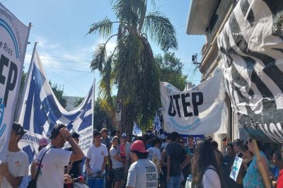 Organizaciones sociales se manifestaron en Paraná