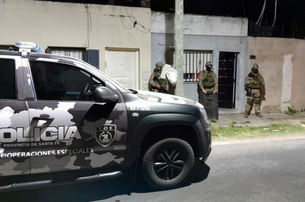 La policía detuvo a Víctor Hugo A., en inmediaciones de Bordabehere al 4900, calle angosta ubicada en un sector del distrito Noroeste. Foto:gentileza