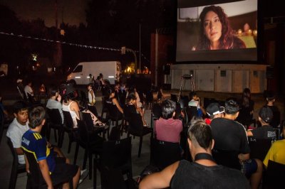 Cine Bajo las Estrellas continúa en el anfiteatro de San Agustín
