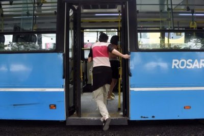 Rosario y Santa Fe aumentan el boleto de colectivos a $ 700 Transporte urbano