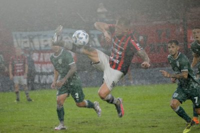 Por la lluvia, se suspendi el partido de Patronato y San Miguel
