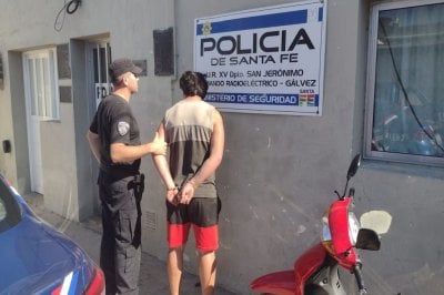 En Gálvez: robaron dos motos en menos de 48 horas  tres detenidos