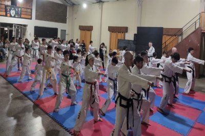 Exitosa master class de taekwon-do en Oro Verde