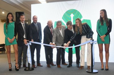 Inauguró el Centro de Negocios del Banco Santa Fe Finanzas y producción