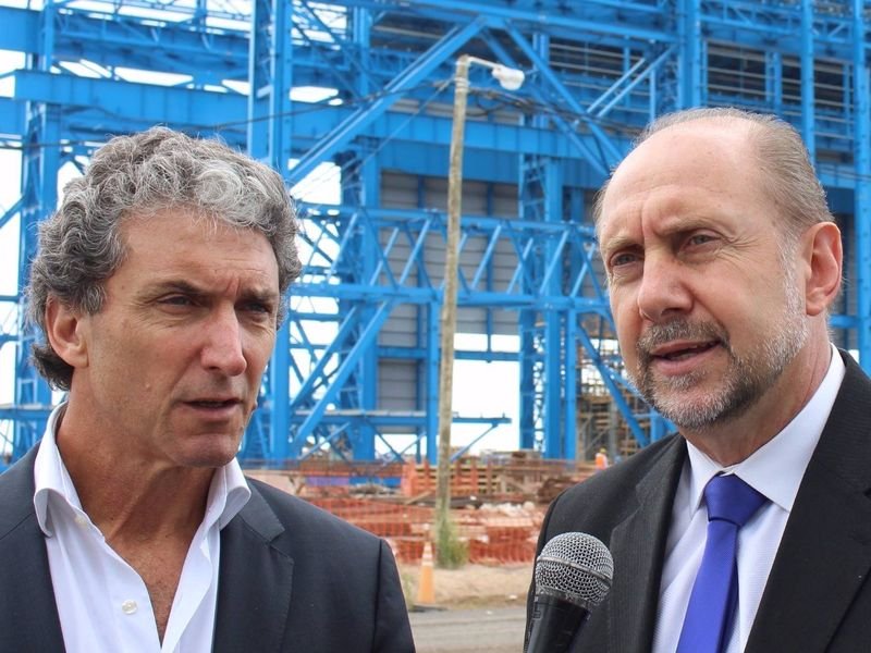 Visita de Perotti a la planta de Gerdau