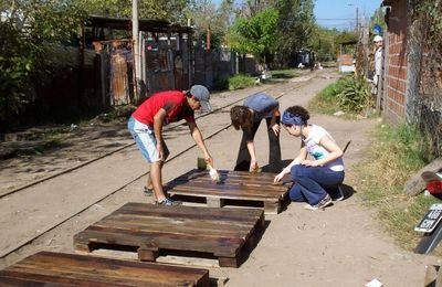La vida y la muerte disputan supremacía en Villa Banana
