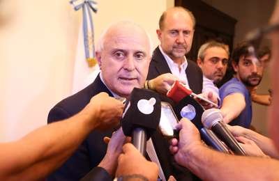 Lifschitz inició la ronda de diálogo con sus ex oponentes