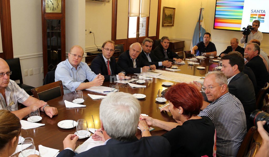 Lifschitz recibió a productores de la Carsfe