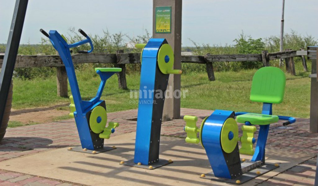 Equipamiento ecológico antivandálico en el Paseo Sustentable