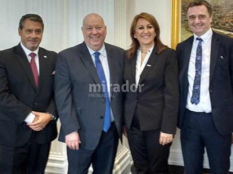 Rosario y Liverpool se hermanaron en derechos humanos