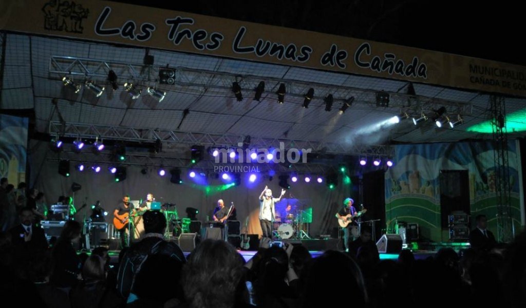 Cañada de Gómez y sus Tres Lunas
