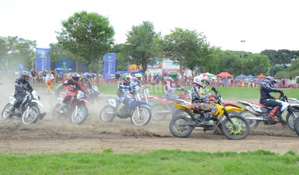El enduro rugió en Reconquista