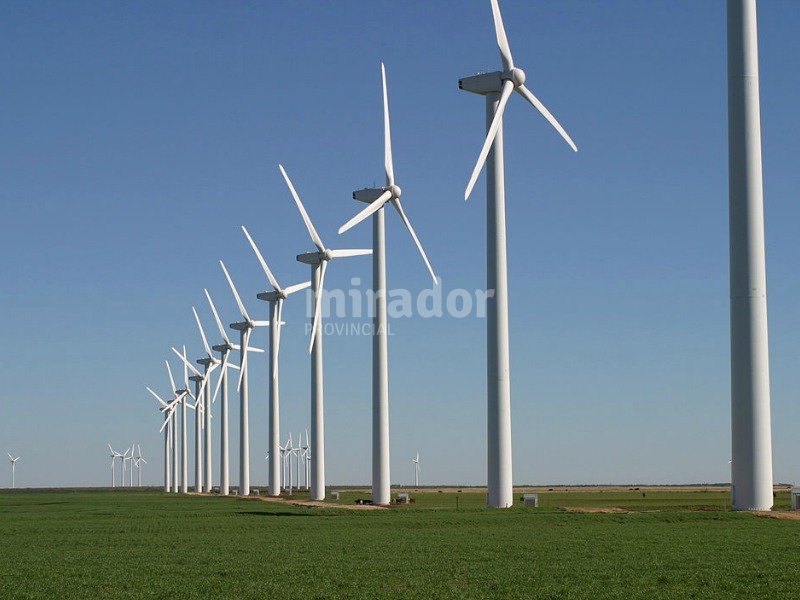 Acuerdo para construir 130 torres eólicas en Esperanza