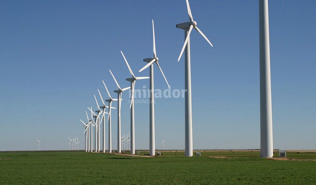 Acuerdo para construir 130 torres eólicas en Esperanza